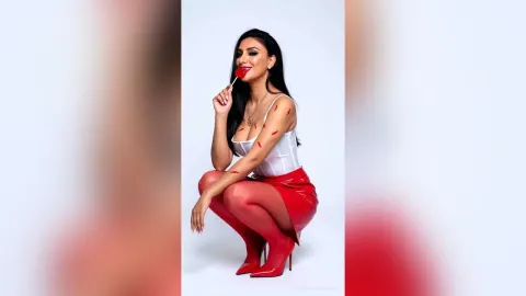 TammaraWonder — You want be my Valentine?