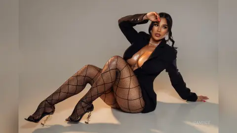 Candice — Sexy