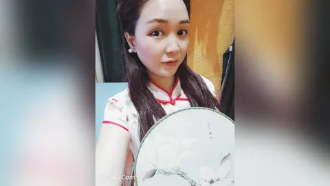 Qinyalee — Sexy Fe Fe