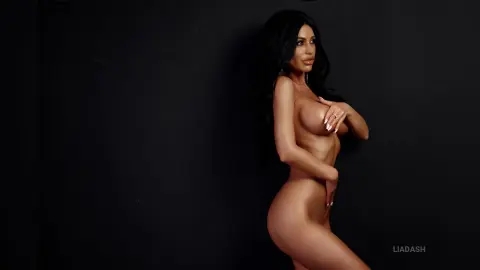 LiaDash — Sexy Body
