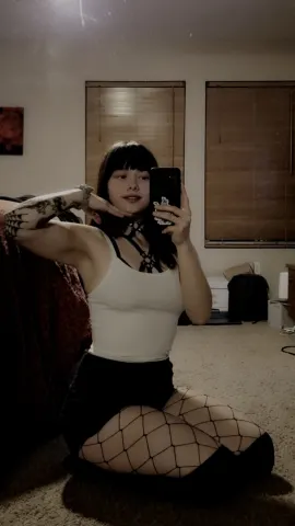 Aspenwolfxo — Streamate Photos