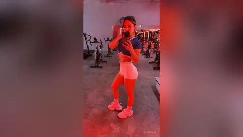 VeloraNoir — sexy lady