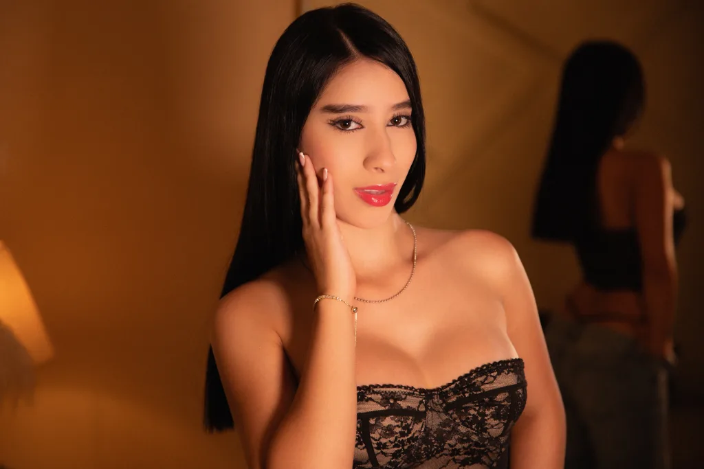 RaquelleCruz — Streamate Photos