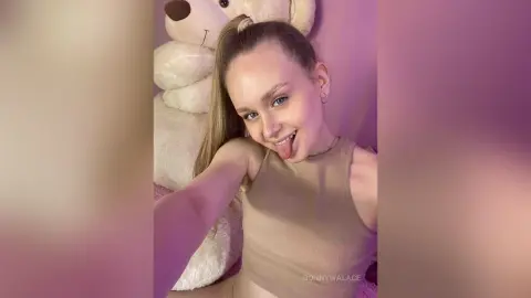 BonnyWalace — 😝