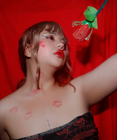 BelleVivienne — Streamate Photos