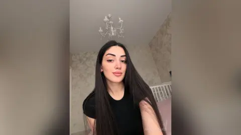 JunkoSheares — 1