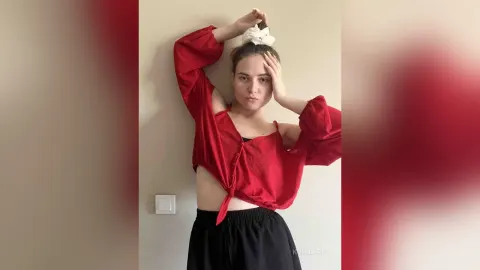 KiraLark — Red