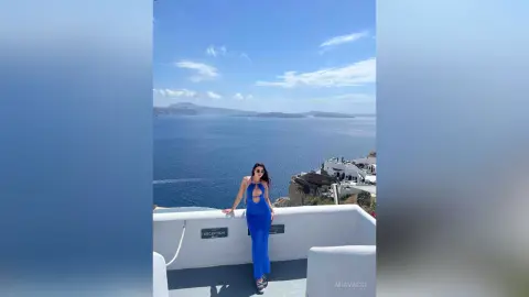 MiaVacci — Santorini