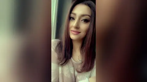 DyandraEve — Selfies