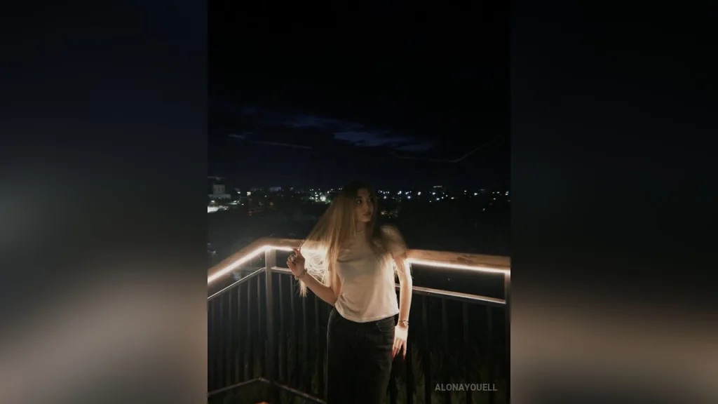 AlonaYouell