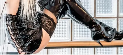 gillslegs — Streamate Photos