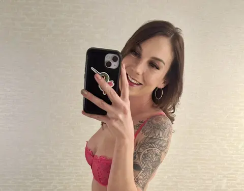 IvyofEden — Streamate Photos