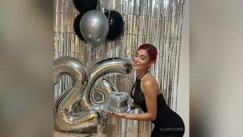 ClaryLewis — 𝓢𝔀𝓮𝓮𝓽 26