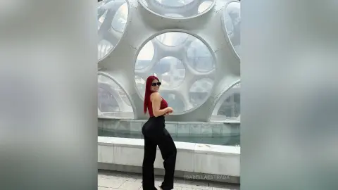 IsabellaEstrada — One More Look