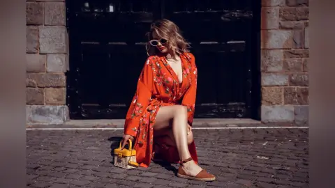 AmelieSkylar — Classy and sexy