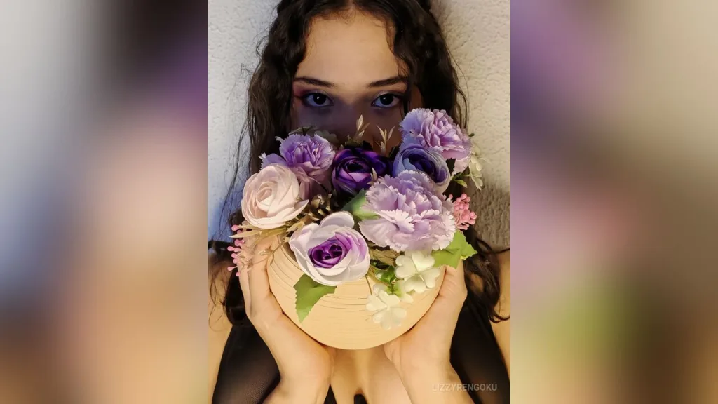 LizzyRengoku — live cam