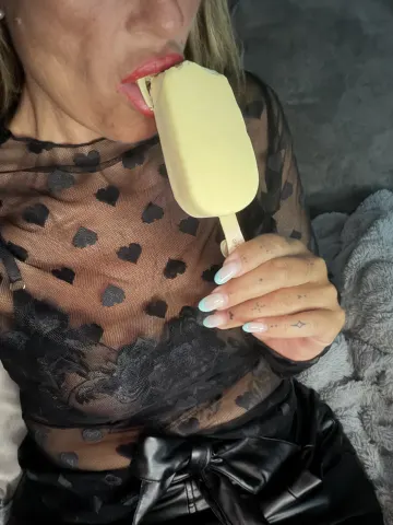 Sun_Bunnie — Streamate Photos