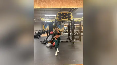 AliceHazel — Gym time ✨