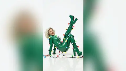 JessieBond — Santa Baby