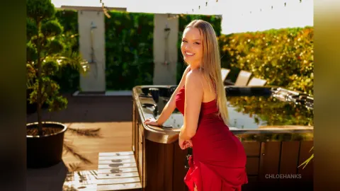 ChloeHanks