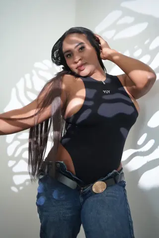 Sexy_brunnette — Streamate Photos