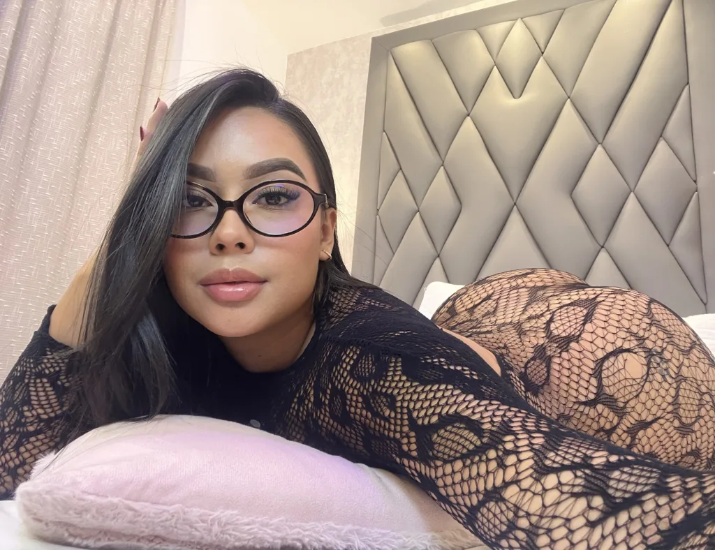 Manuela_Vegaa — Streamate Photos
