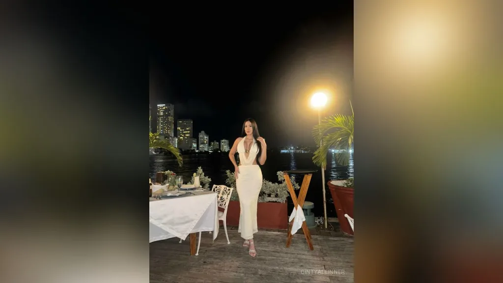 CintyaLeinner — summer vibes🔥