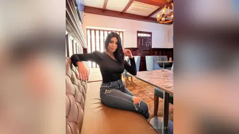 AvrilBonet — Wanna be my date?
