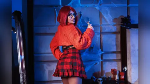 Vicky — halloween