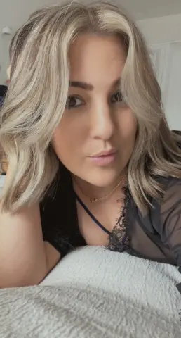 MsBelleWarick — Streamate Photos