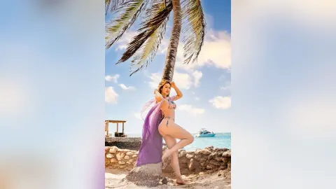 AntonellaBosch — Beach Lover