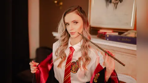 AlesandraDaSouza — Trick or come inside me🥵