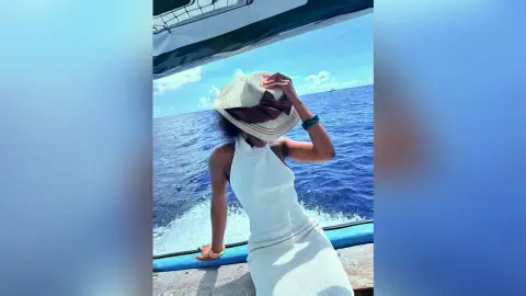 ElliePeyton — 😍🤍🌊