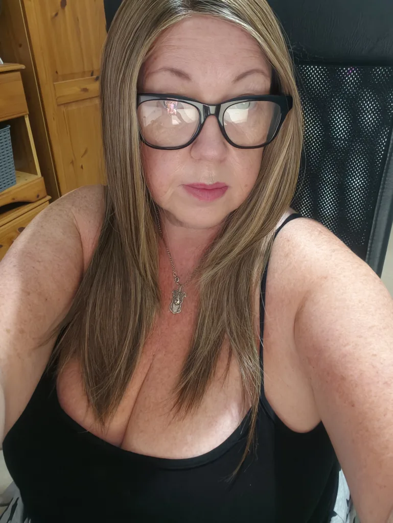 KathyWales69 — Streamate Photos
