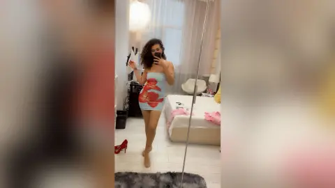 MayraKade — Selfies