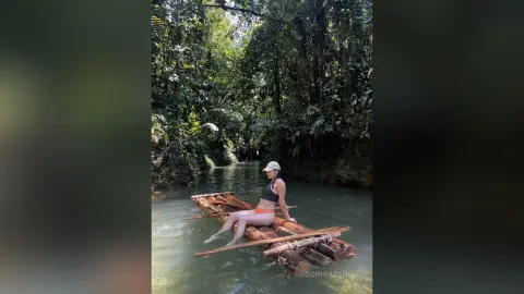 SophiaRebel — 🌳🦌