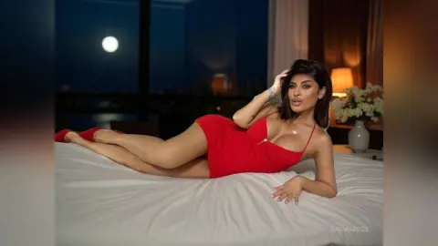 SalmaRoze — How much do you like what you see?