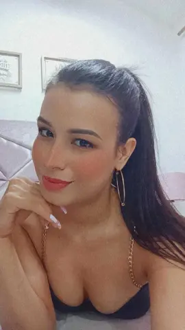 Emmasmyth — Streamate Photos