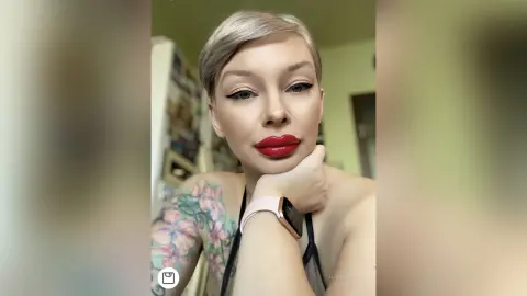 KatalinaRouge — sweet selfies
