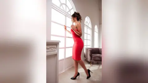 CarlaFerrara — Lady in Red