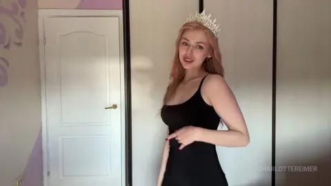 CharlotteReimer — 4