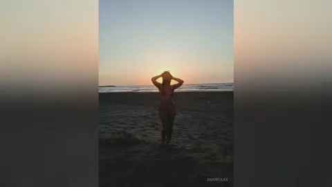 AnnieClay — I am the happiness of the moment
