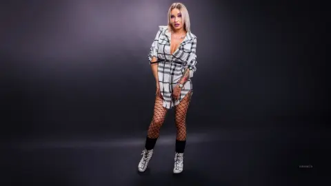IssaSmith — Casual or sexy elegant?