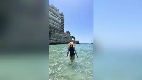 AshiaEktare — Beach girl 