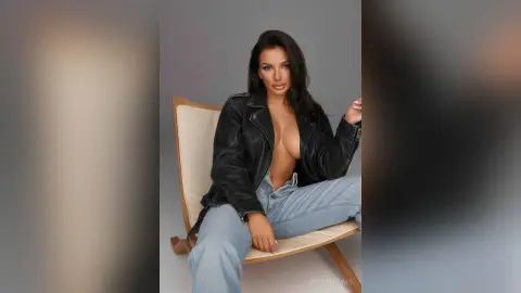 VictoriaJunes — 😀