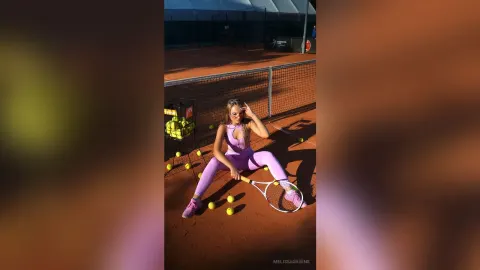 MelissaGreens — Shall we play together?🎾