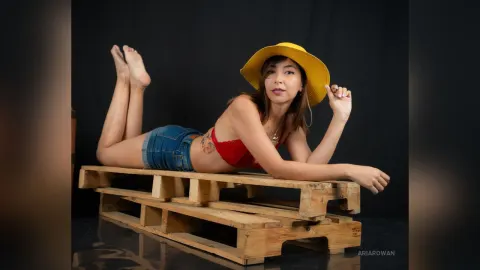 AriaRowan — one piece
