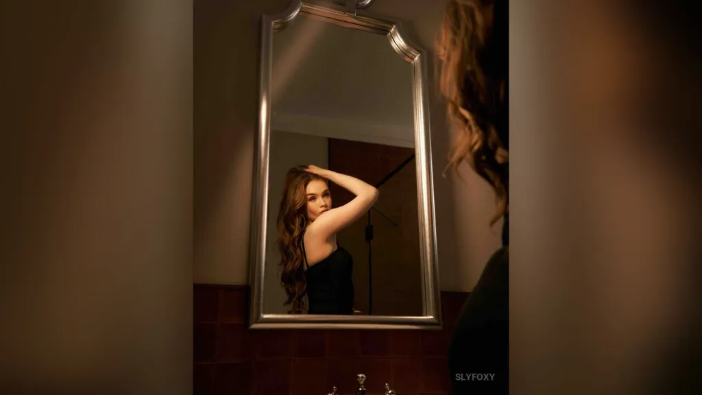 SlyFoxy — live cam