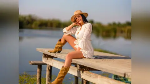 AngelinaKunis — Nature lover 😘