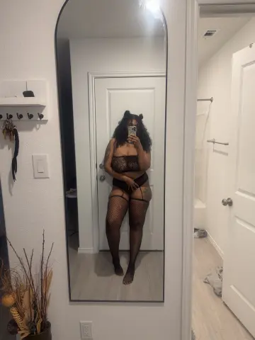 SunnyMochaQueen — Streamate Photos